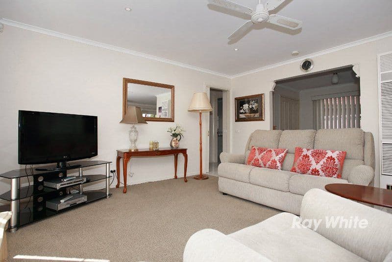 12 Rachel Drive, CRANBOURNE VIC 3977, Cranbourne North - Thumbnail 8