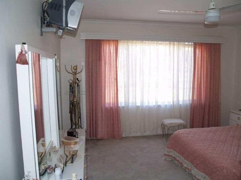 40 Lawrie Terrace, WAIKERIE SA 5330, Waikerie - Thumbnail 3