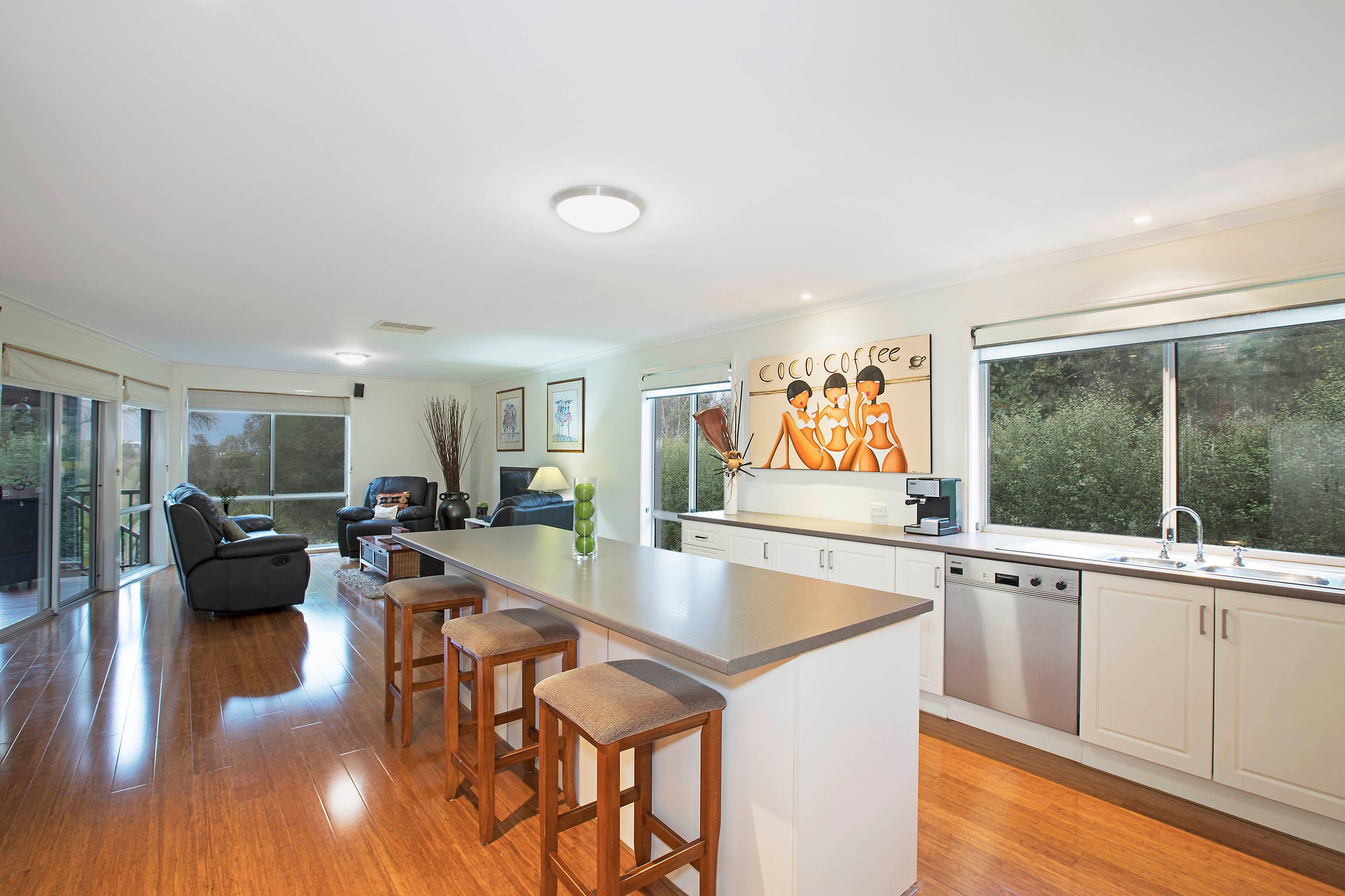 16 Burgundy Drive, Waurn Ponds VIC 3216, Waurn Ponds - Thumbnail 6