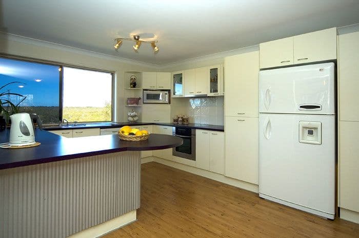 22 Pear Street, REDLAND BAY QLD 4165, Redland Bay - Thumbnail 3