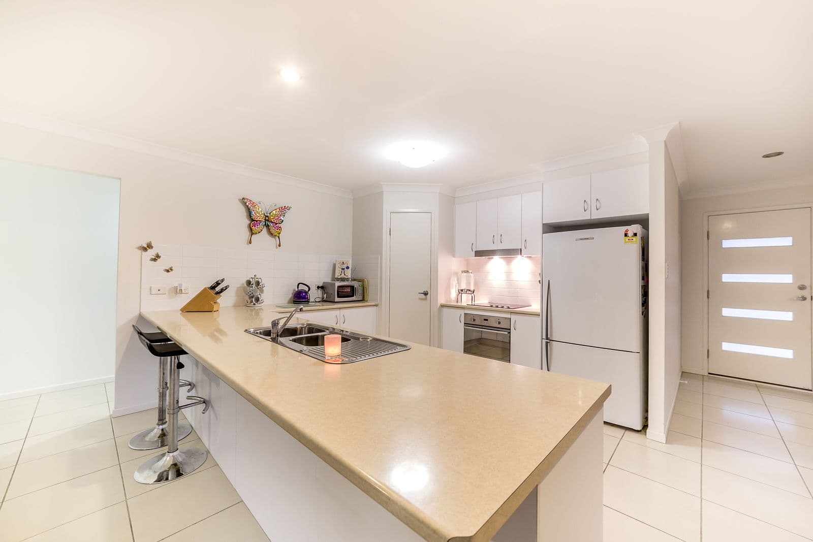 19 Manassa Street, Upper Coomera QLD 4209, Upper Coomera - Thumbnail 4