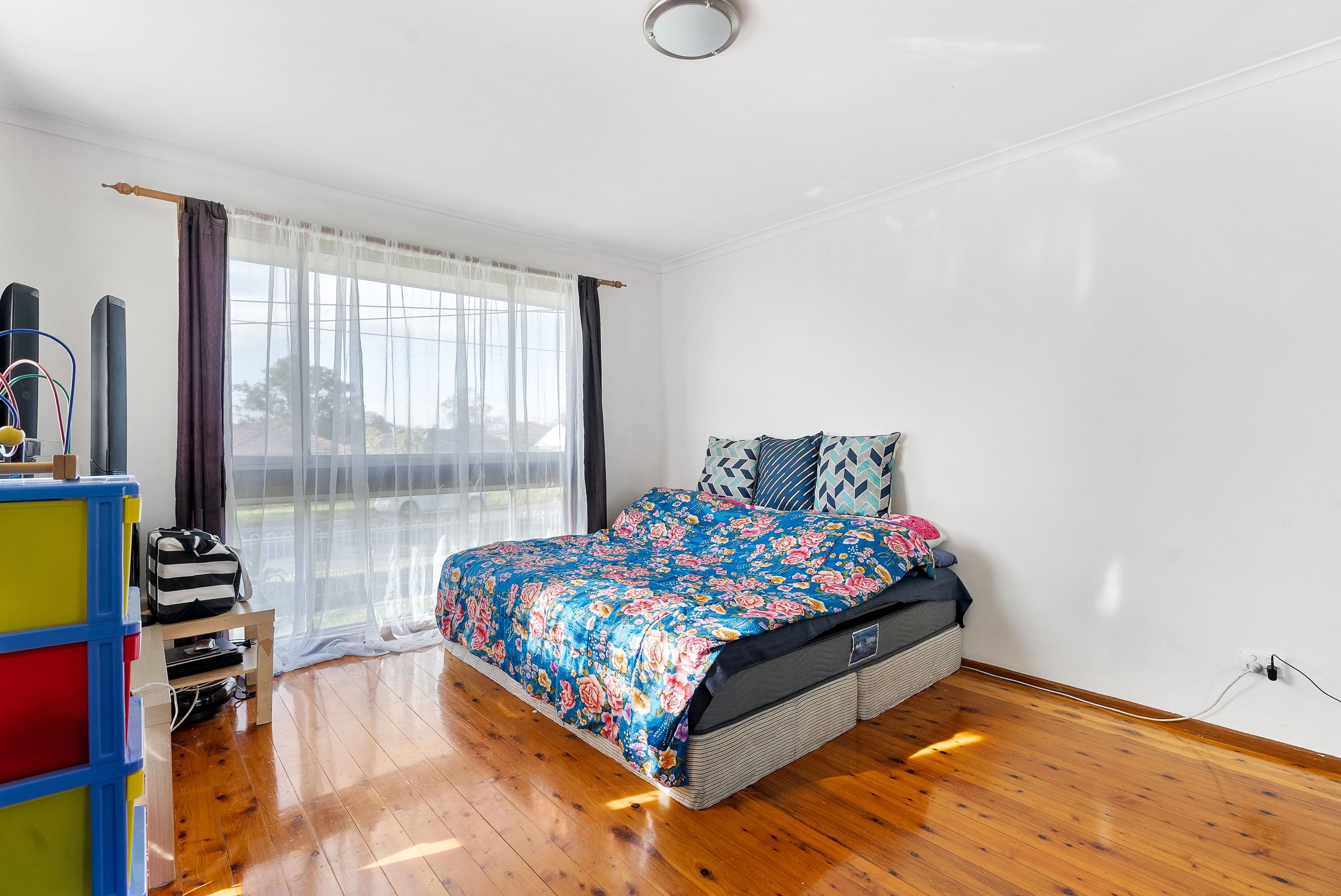111 St Johns Road, Green Valley NSW 2168, Green Valley - Thumbnail 7