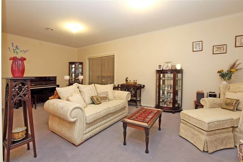 3 Silky Oak Drive, BUNDOORA VIC 3083, Bundoora - Thumbnail 3