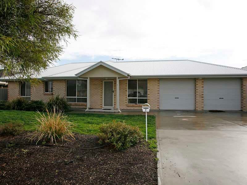 7 Cliff Avenue, PORT NOARLUNGA SOUTH SA 5167, Port Noarlunga South - Image 1