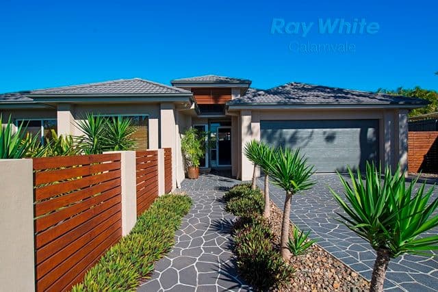 8 Semper Place, CALAMVALE QLD 4116, Calamvale - Image 1