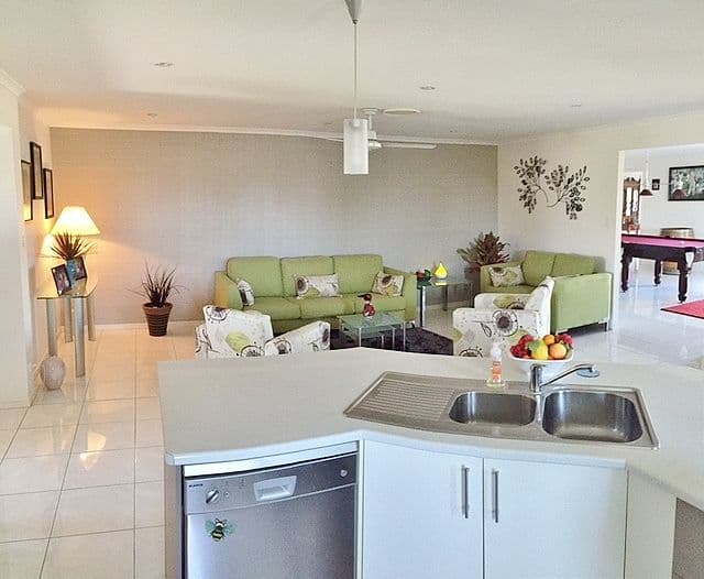 10 Louise Drive, Burrum Heads QLD 4659, Burrum Heads - Thumbnail 4
