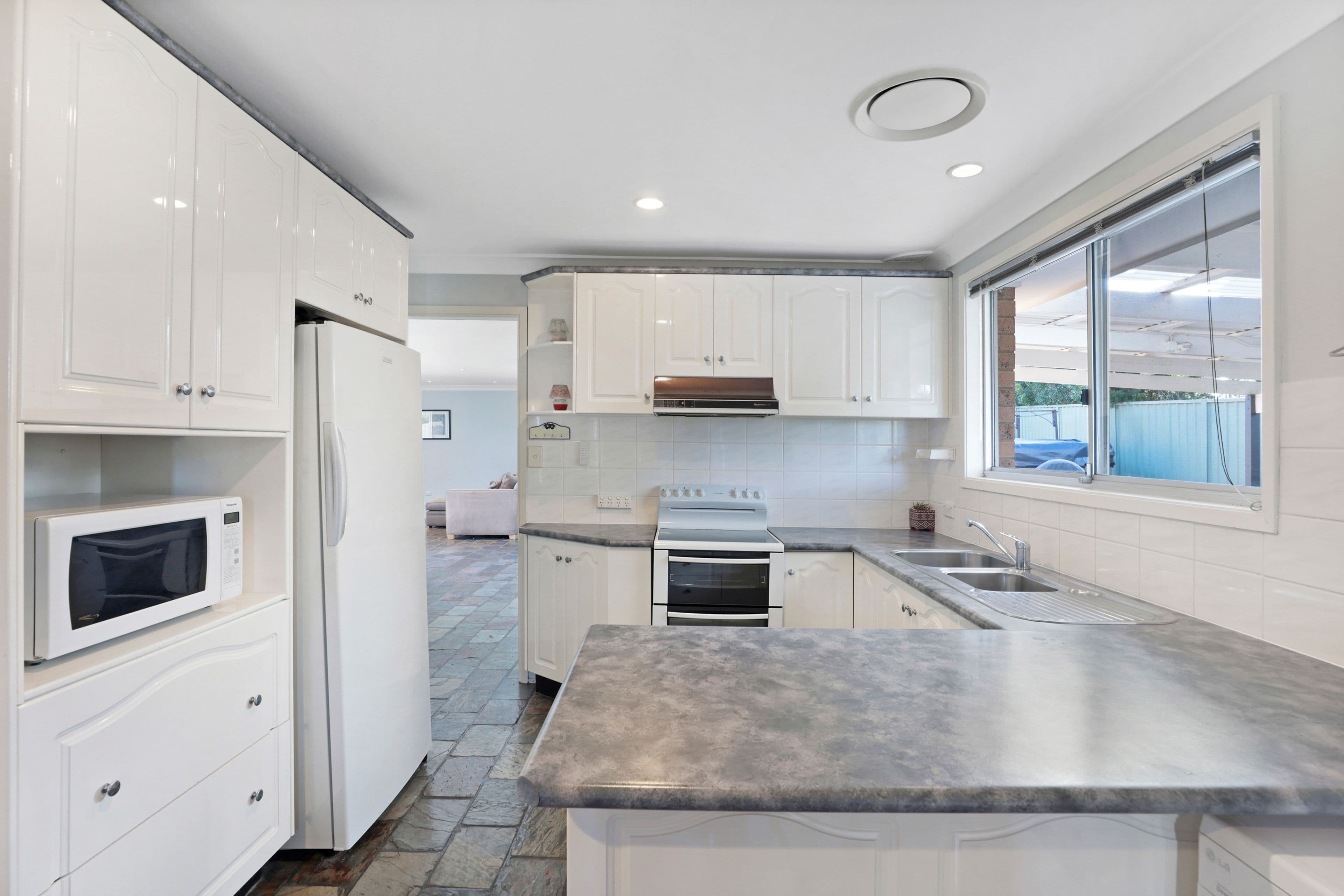 4 Michael Close, Cranebrook NSW 2749, Cranebrook - Thumbnail 2