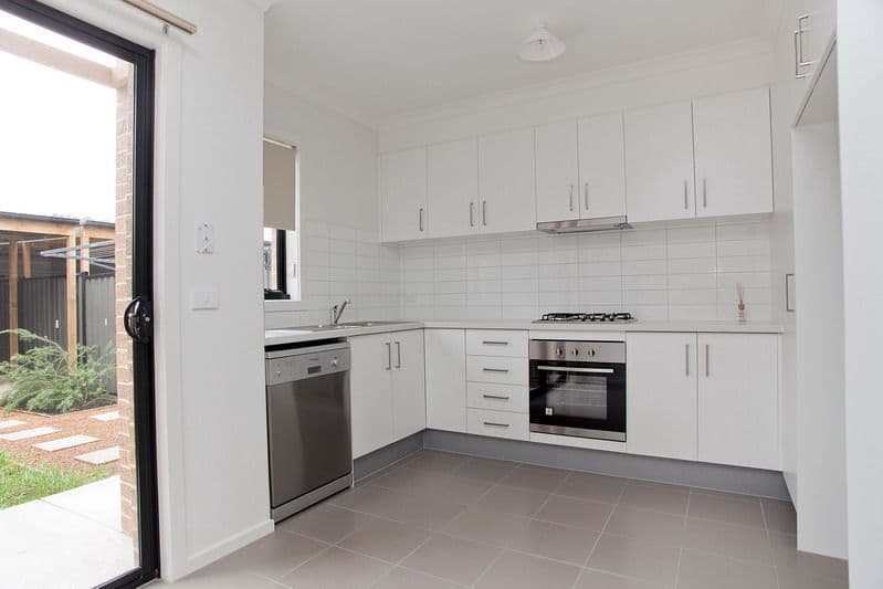 35 McCubbin Way, Mernda VIC 3754, Mernda - Thumbnail 3