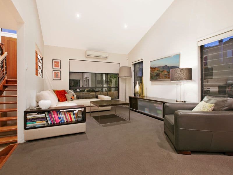 63 Tristania Way, Mount Gravatt East QLD 4122, Mount Gravatt East - Thumbnail 3