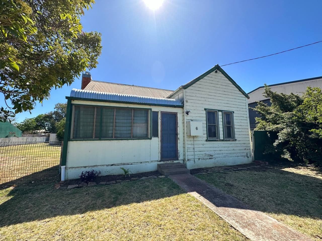 6 Hay Street, Condobolin NSW 2877, Condobolin - Image 1