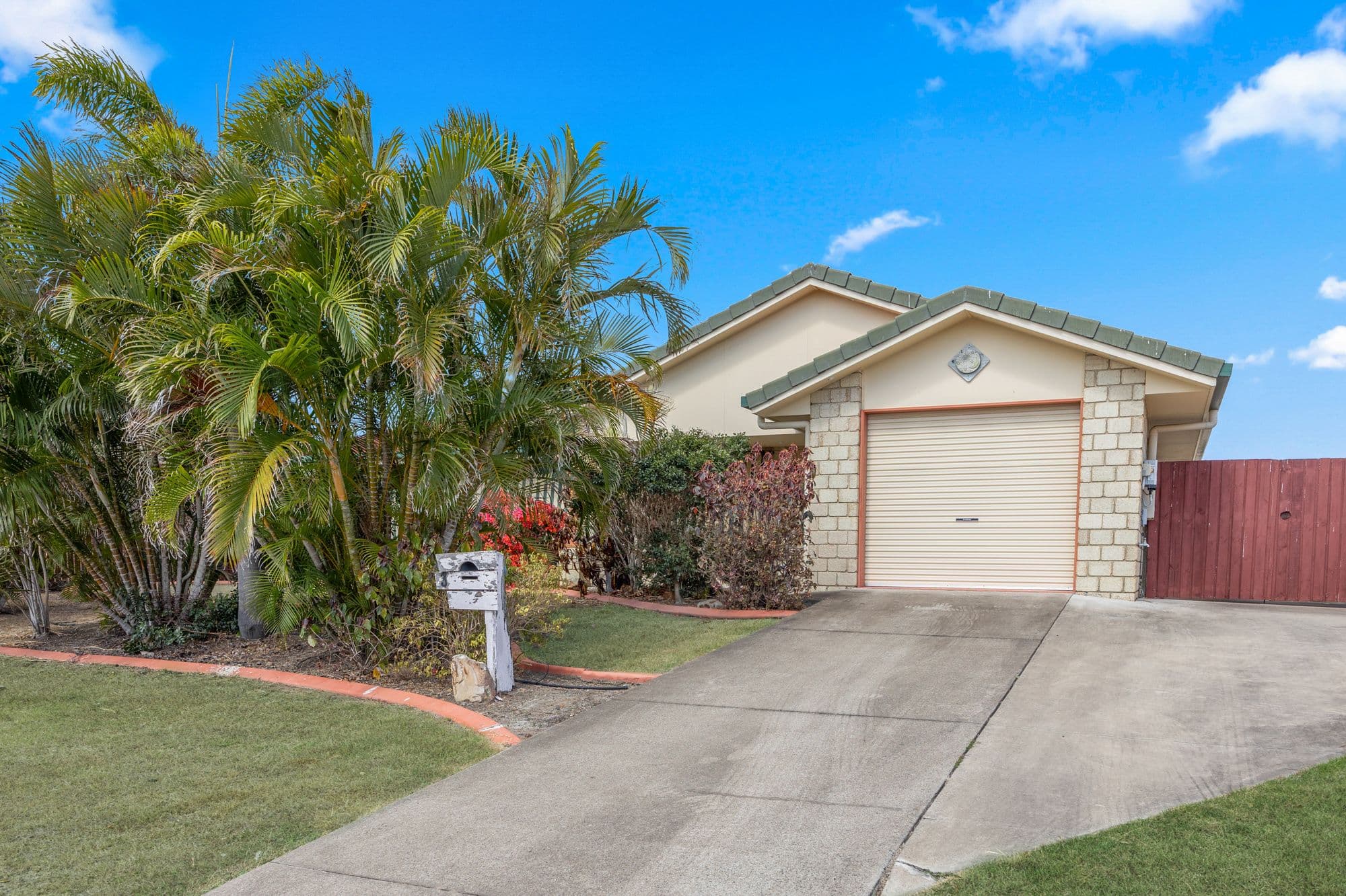 3 Clipper Street, Point Vernon QLD 4655, Point Vernon - Thumbnail 3