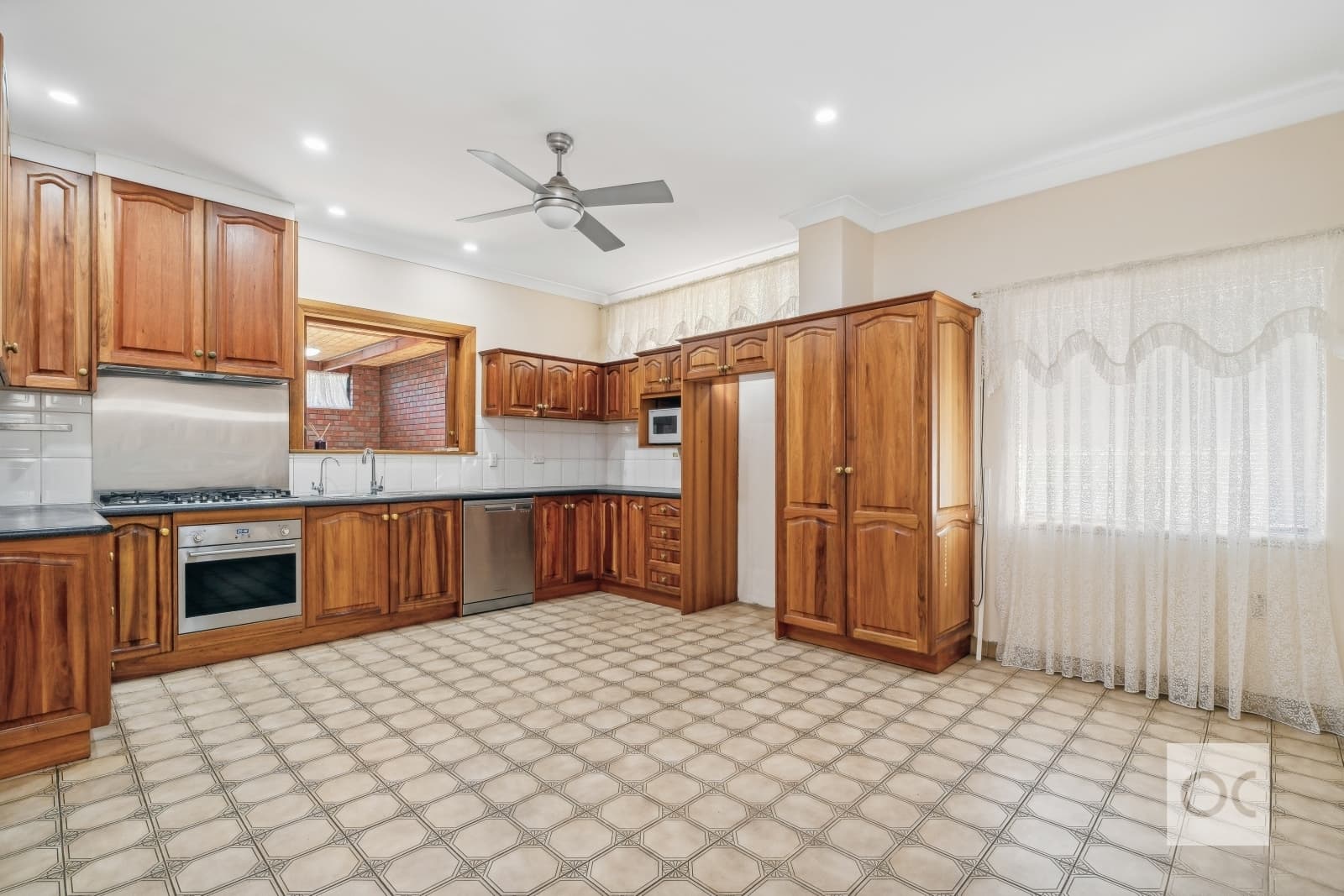 20 Arlington Terrace, Welland - Thumbnail 6