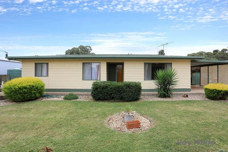 4 Strickland Street, Riverton SA 5412, Riverton - Image 1