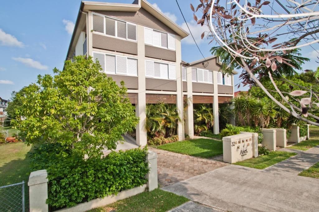 32 Pegg Road, ROCKLEA QLD 4106, Rocklea - Image 1