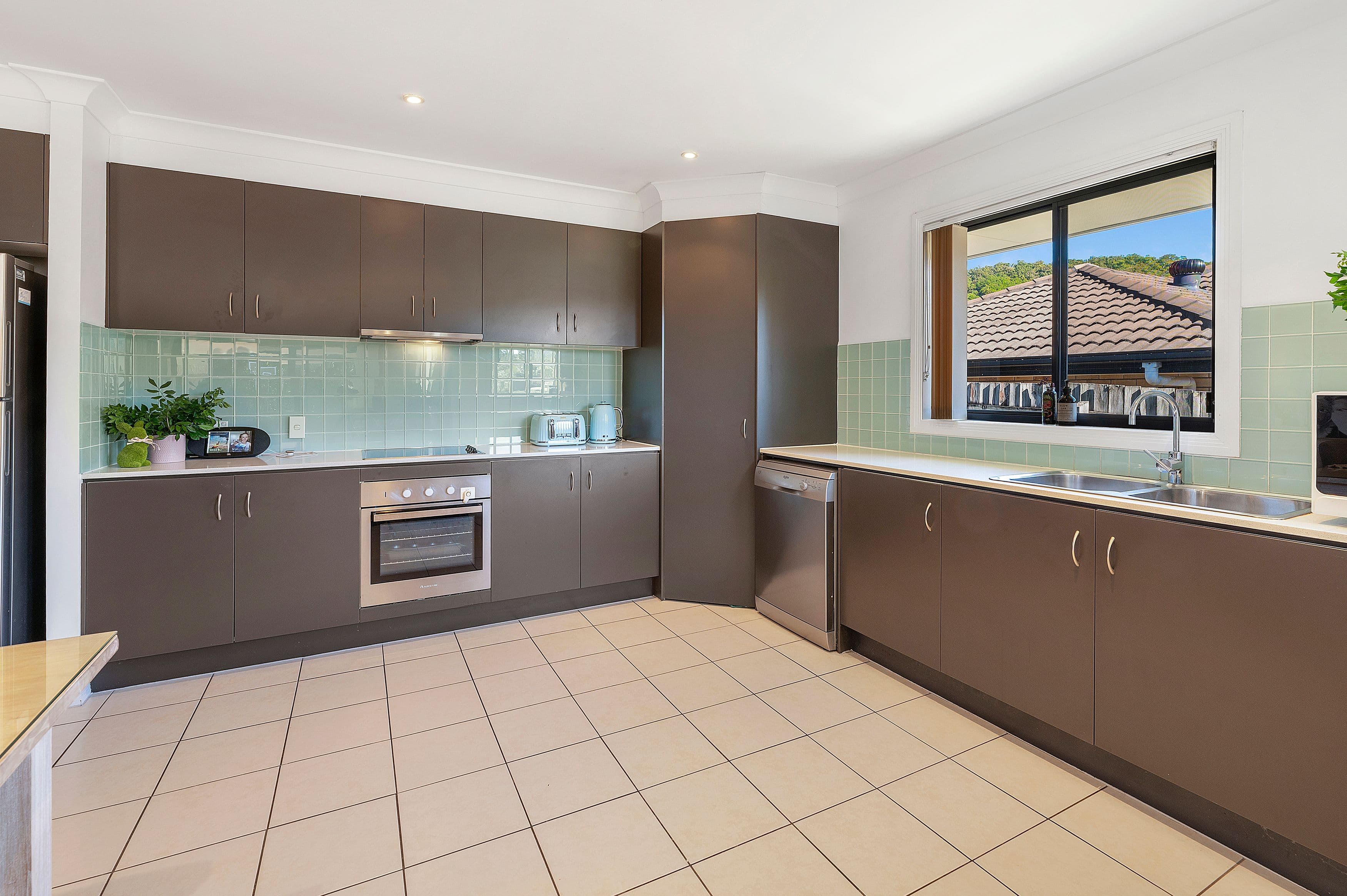 23 Craigs Way, Maudsland QLD 4210, Maudsland - Thumbnail 8