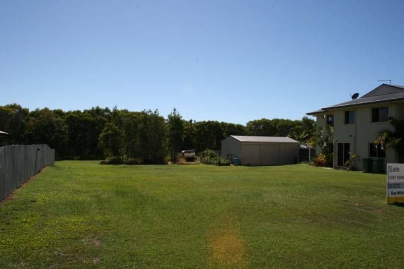 42 Brooksfield Drive, SARINA BEACH QLD 4737, Sarina Beach - Thumbnail 3
