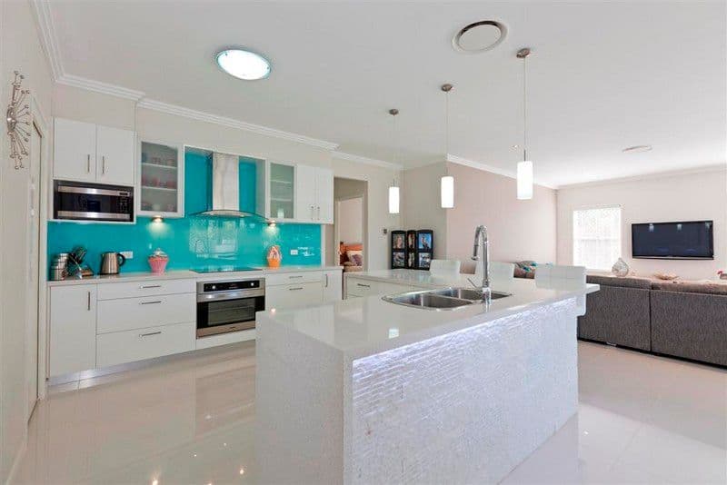 6 Grosgrain Court, MOUNT COTTON QLD 4165, Mount Cotton - Thumbnail 4