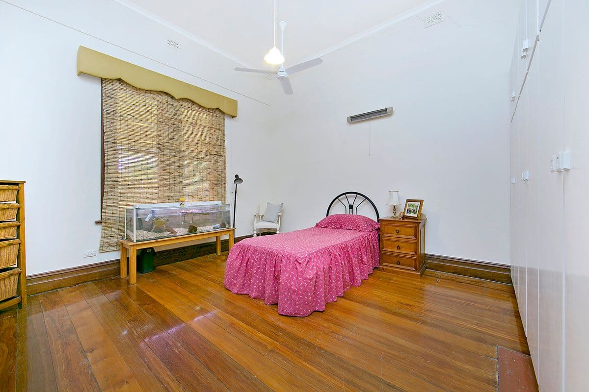 32 Lyndoch Road, GAWLER EAST SA 5118, Gawler East - Thumbnail 4