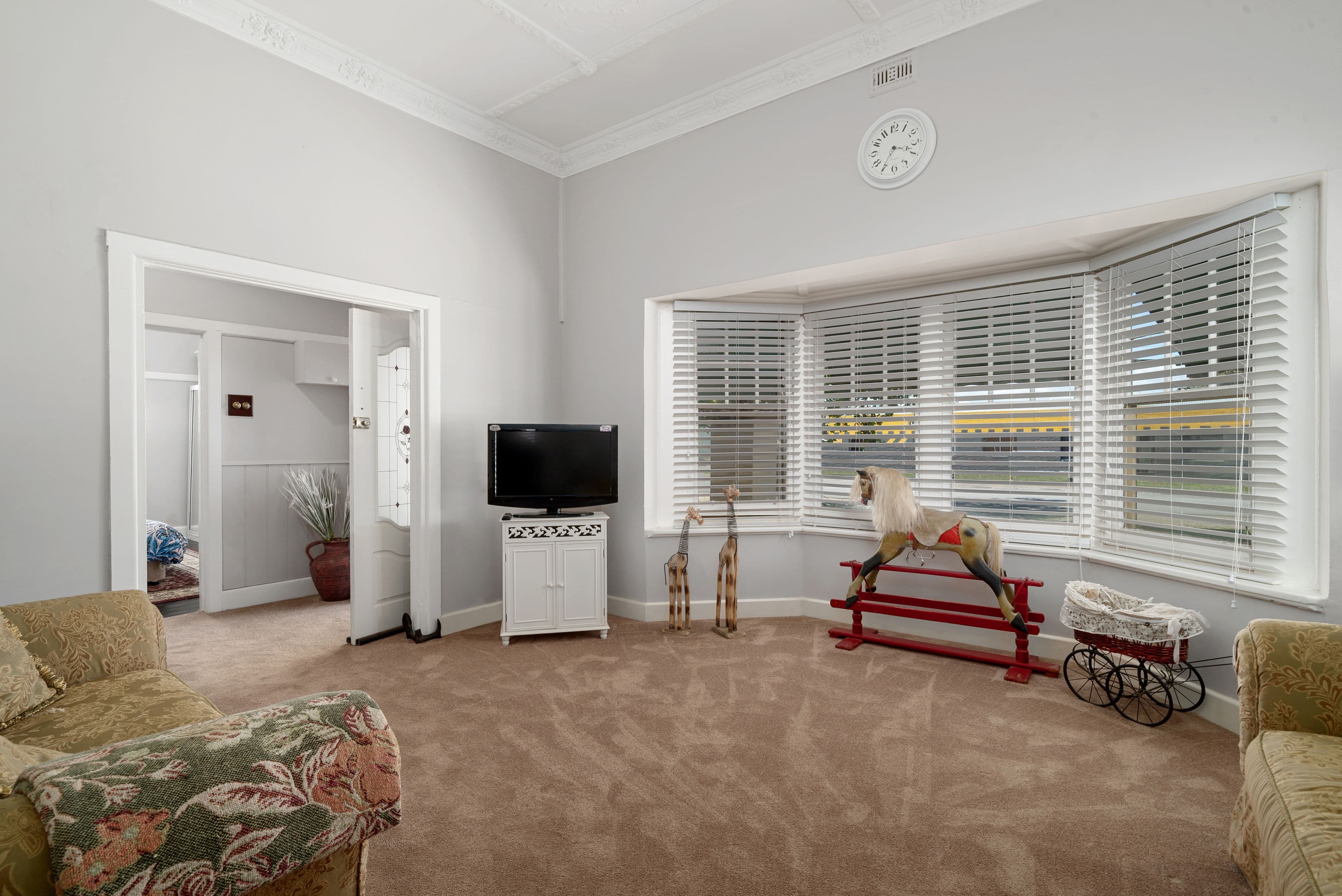 17 De Boos Street, Euroa VIC 3666, Euroa - Thumbnail 2