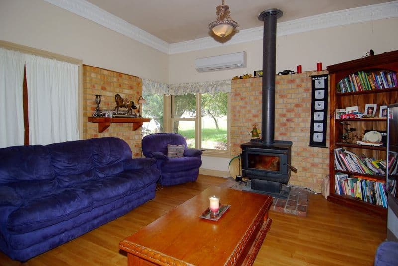 7 Broadhurst Lane, WANDONG VIC 3758, Wandong - Thumbnail 3