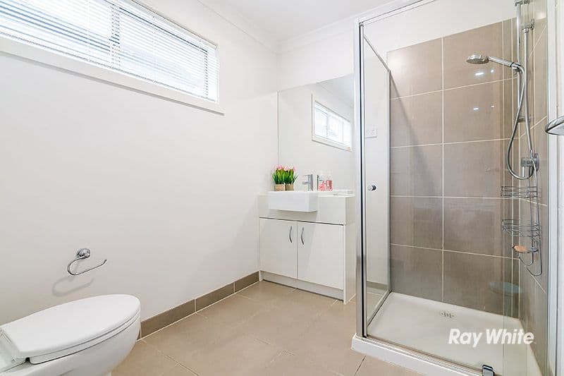 21 Glenelg Street, Clyde North VIC 3978, Clyde North - Thumbnail 3
