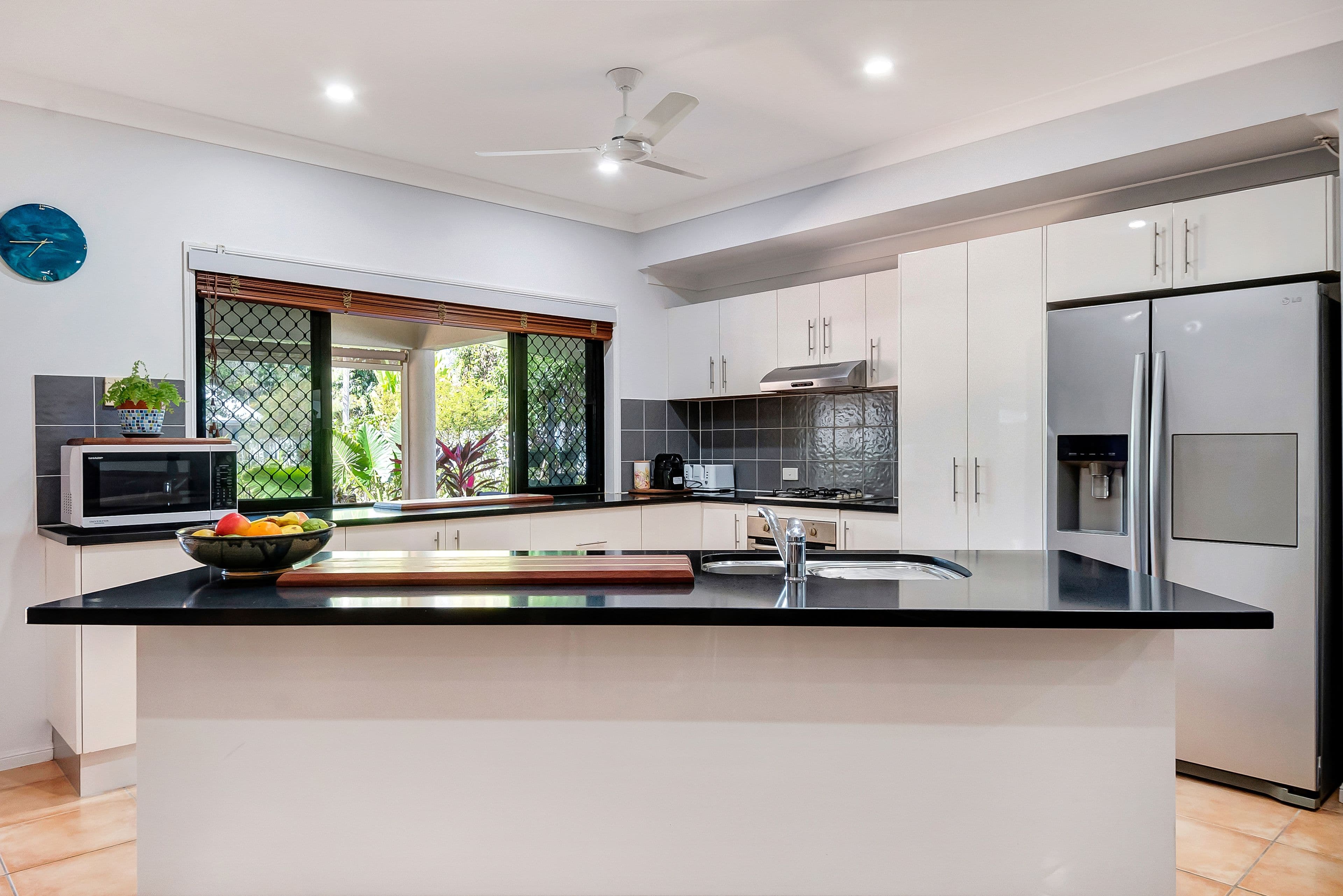 3 Hickory Court, Bushland Beach QLD 4818, Bushland Beach - Thumbnail 4