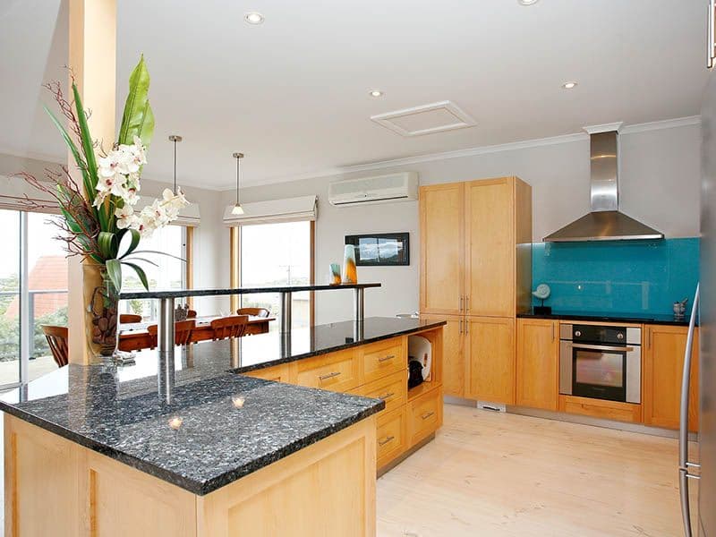 122 Mountain View Parade, Rosanna, Rosanna - Thumbnail 4