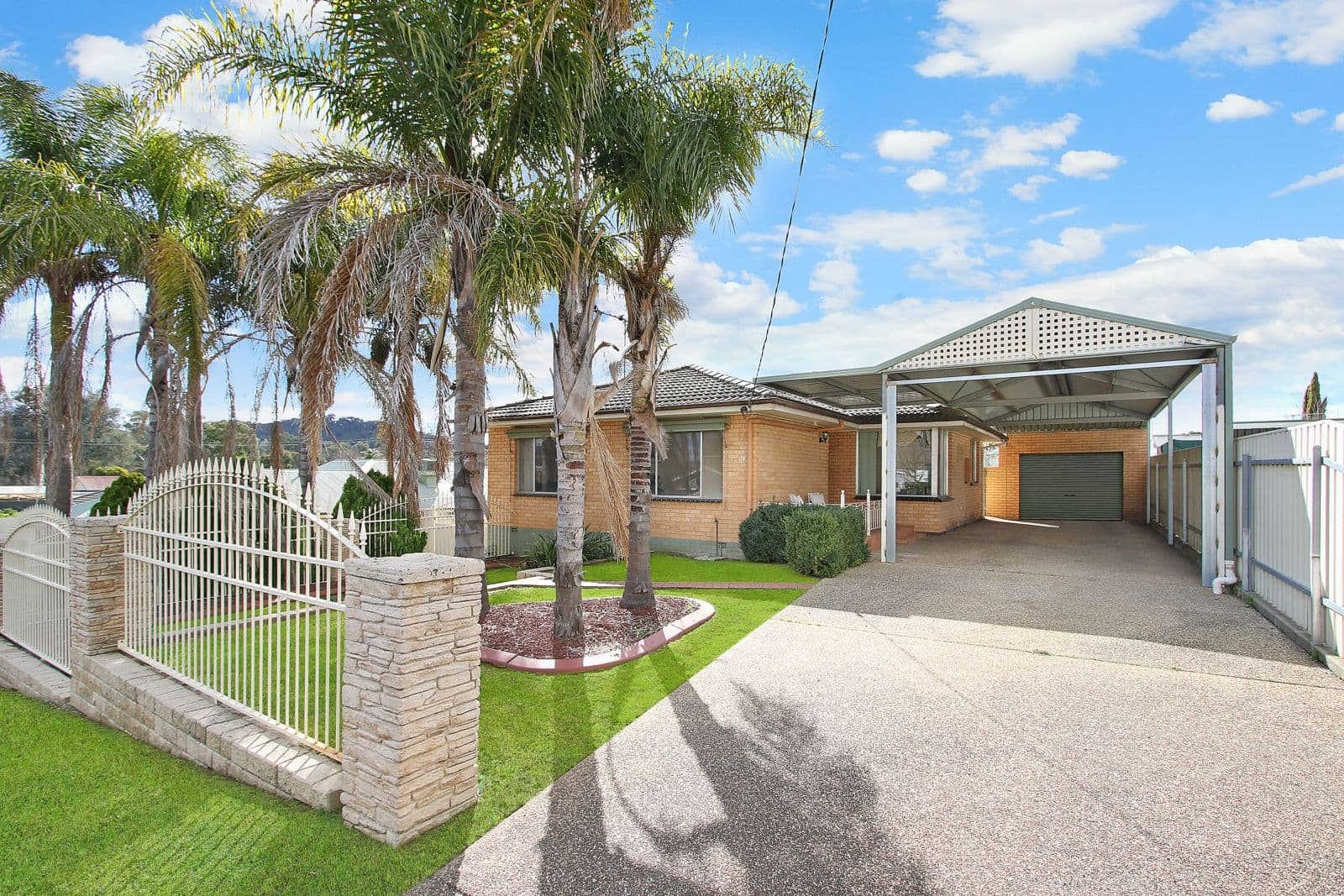 560 Seymour Street, Lavington NSW 2641, Lavington - Image 1