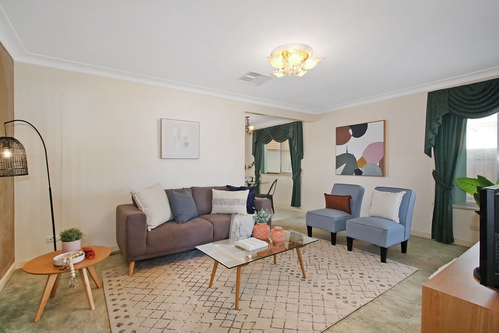 560 Seymour Street, Lavington NSW 2641, Lavington - Thumbnail 2