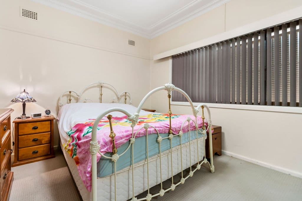 45 Rowe Avenue, Lurnea - Thumbnail 5