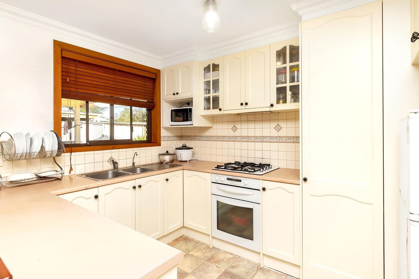 21 Sanderling Street, Werribee VIC 3030, Werribee - Thumbnail 3