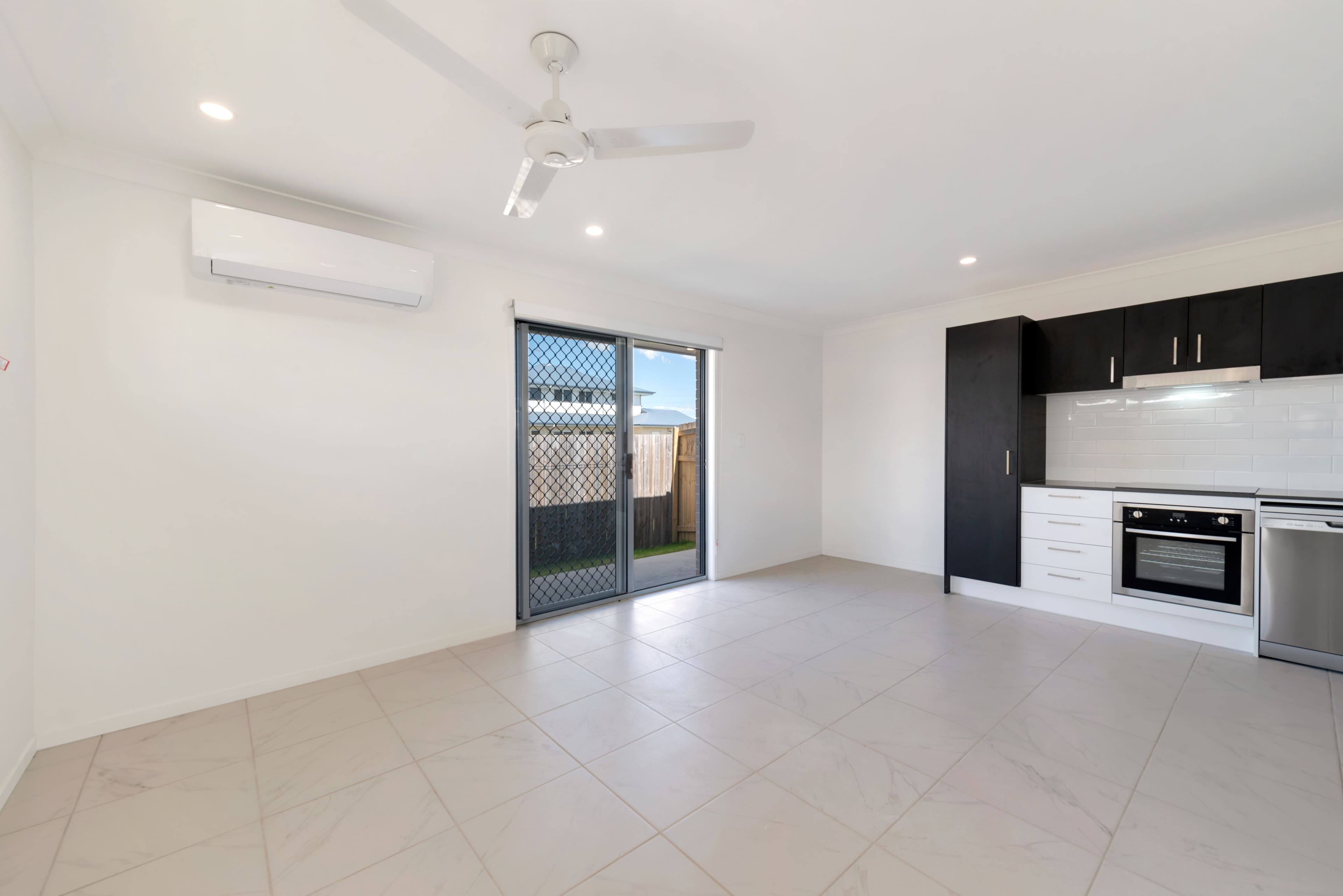 24 Rainbird Circuit, Logan Reserve QLD 4133, Logan Reserve - Thumbnail 4