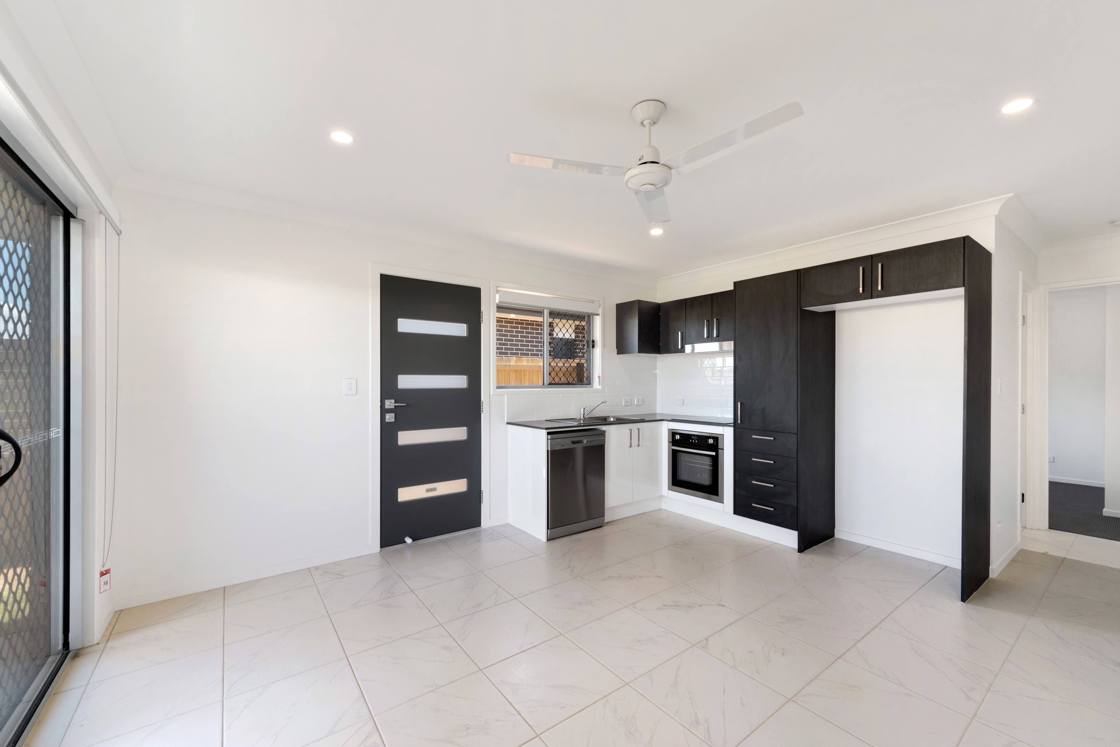 24 Rainbird Circuit, Logan Reserve QLD 4133, Logan Reserve - Thumbnail 5