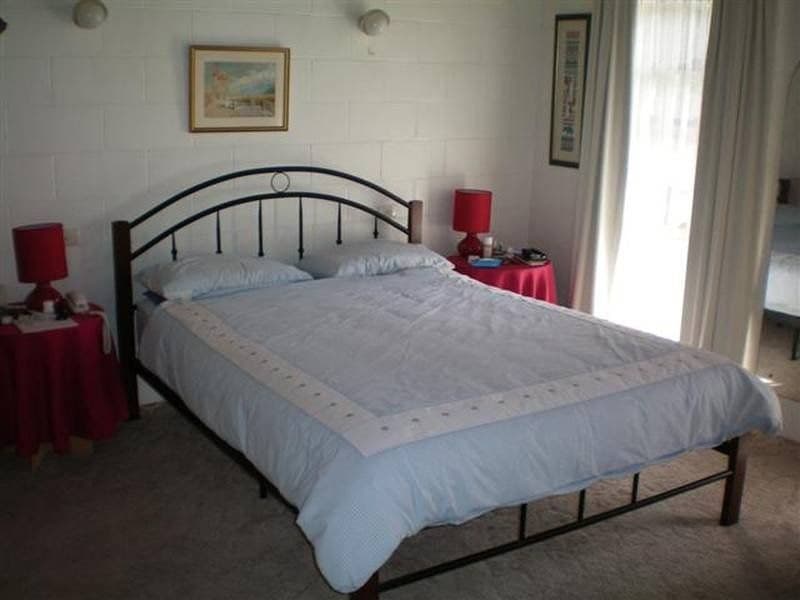 3 Crossen Street, ECHUCA VIC 3564, Echuca - Thumbnail 7