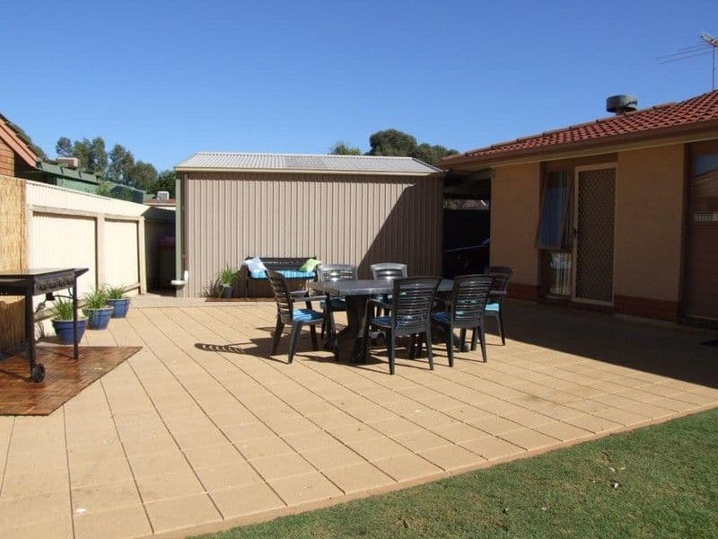 11 Myrtle Court, PARAFIELD GARDENS SA 5107, Parafield Gardens - Thumbnail 3