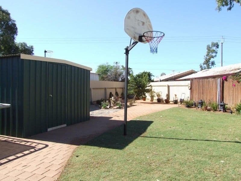 11 Myrtle Court, PARAFIELD GARDENS SA 5107, Parafield Gardens - Thumbnail 4