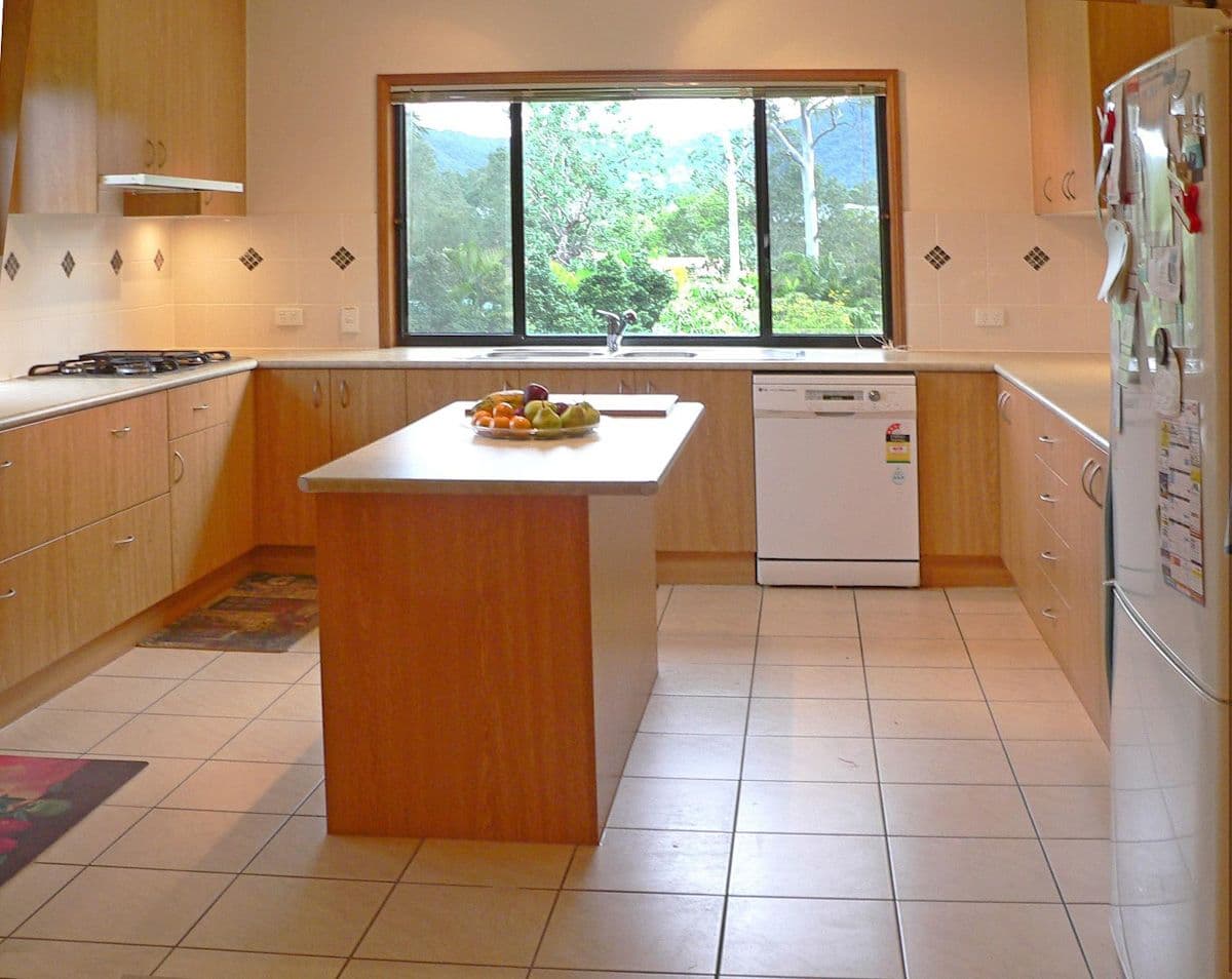 1 Woodbine Court, HIGHVALE QLD 4520, Highvale - Thumbnail 2