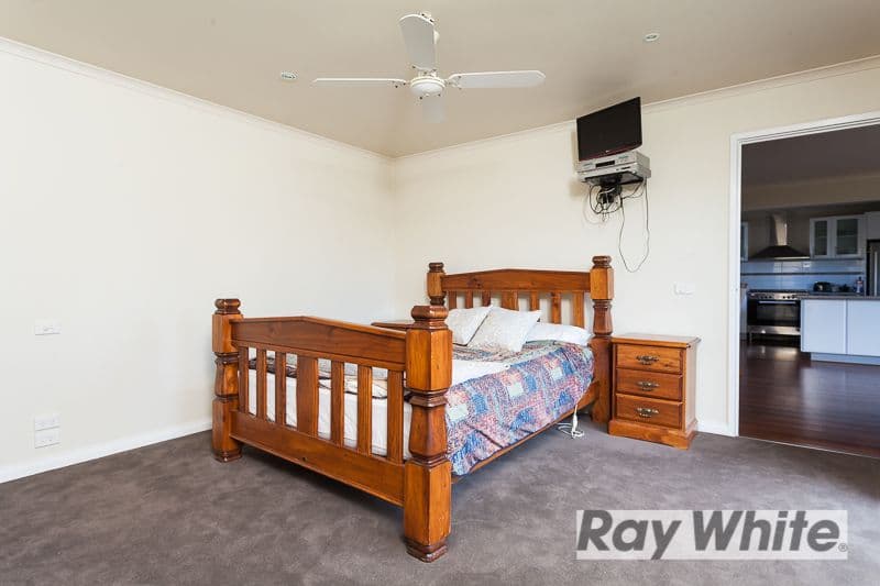 11 Pettit Street, Crib Point VIC 3919, Crib Point - Thumbnail 7