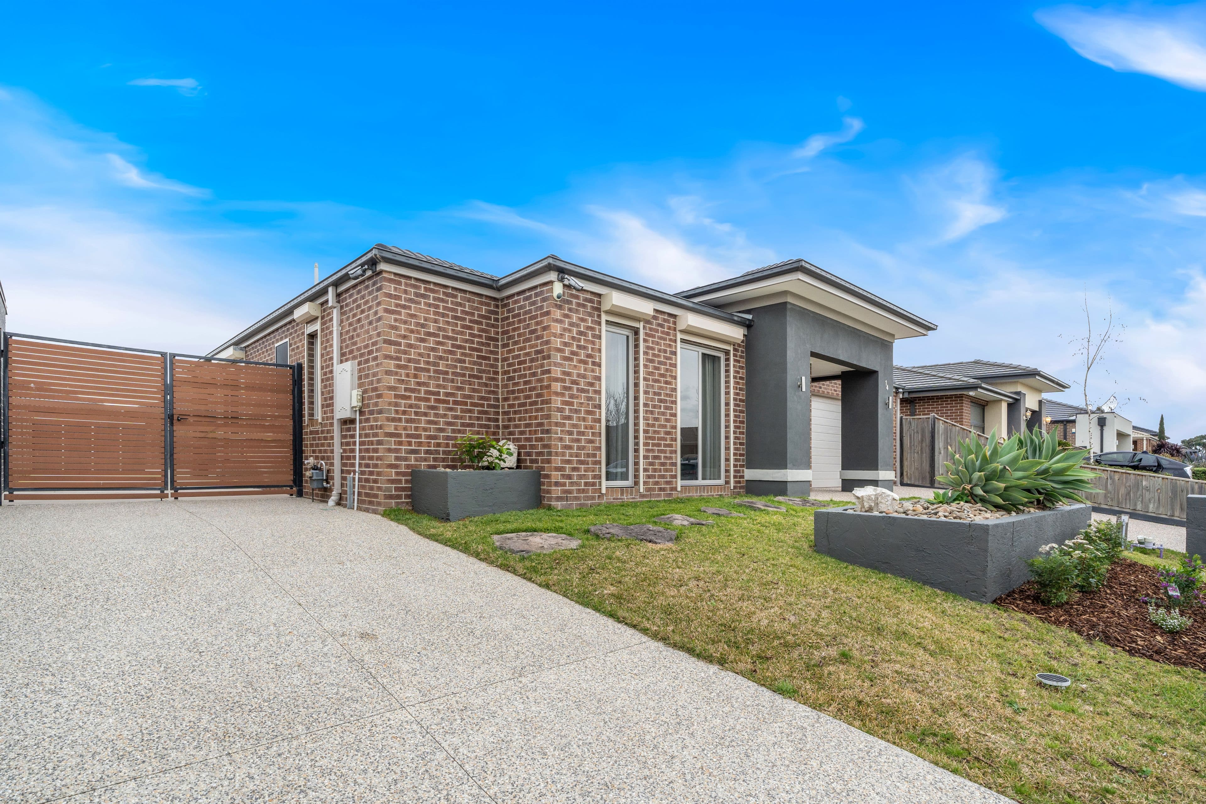 14 Bedgebury Street, Mickleham VIC 3064, Mickleham - Thumbnail 2