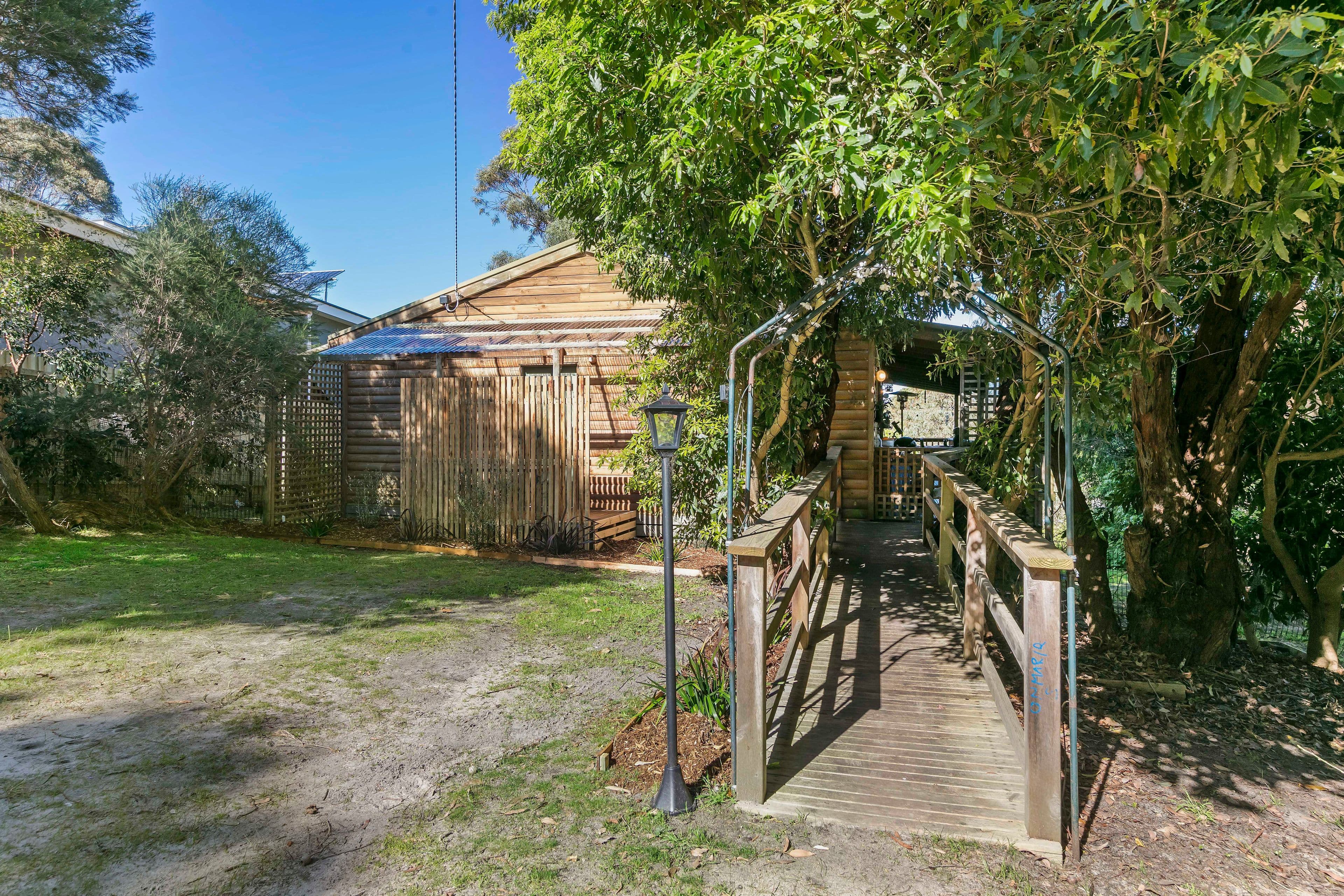 43 Warrain Avenue, Rosebud VIC 3939, Rosebud - Thumbnail 2