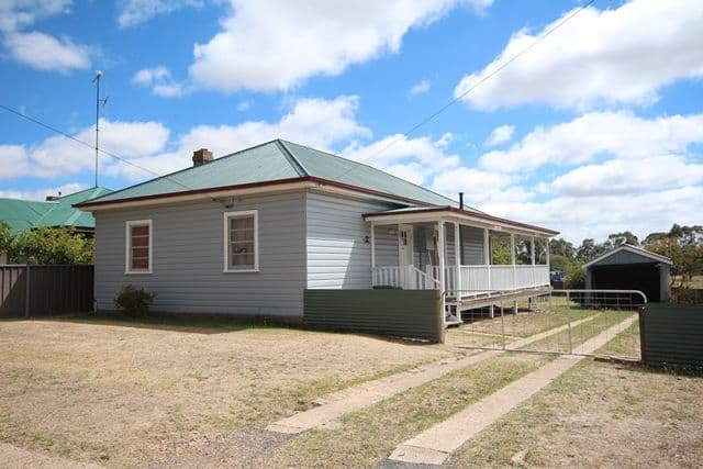 27 Dart Street, Oberon - Image 1