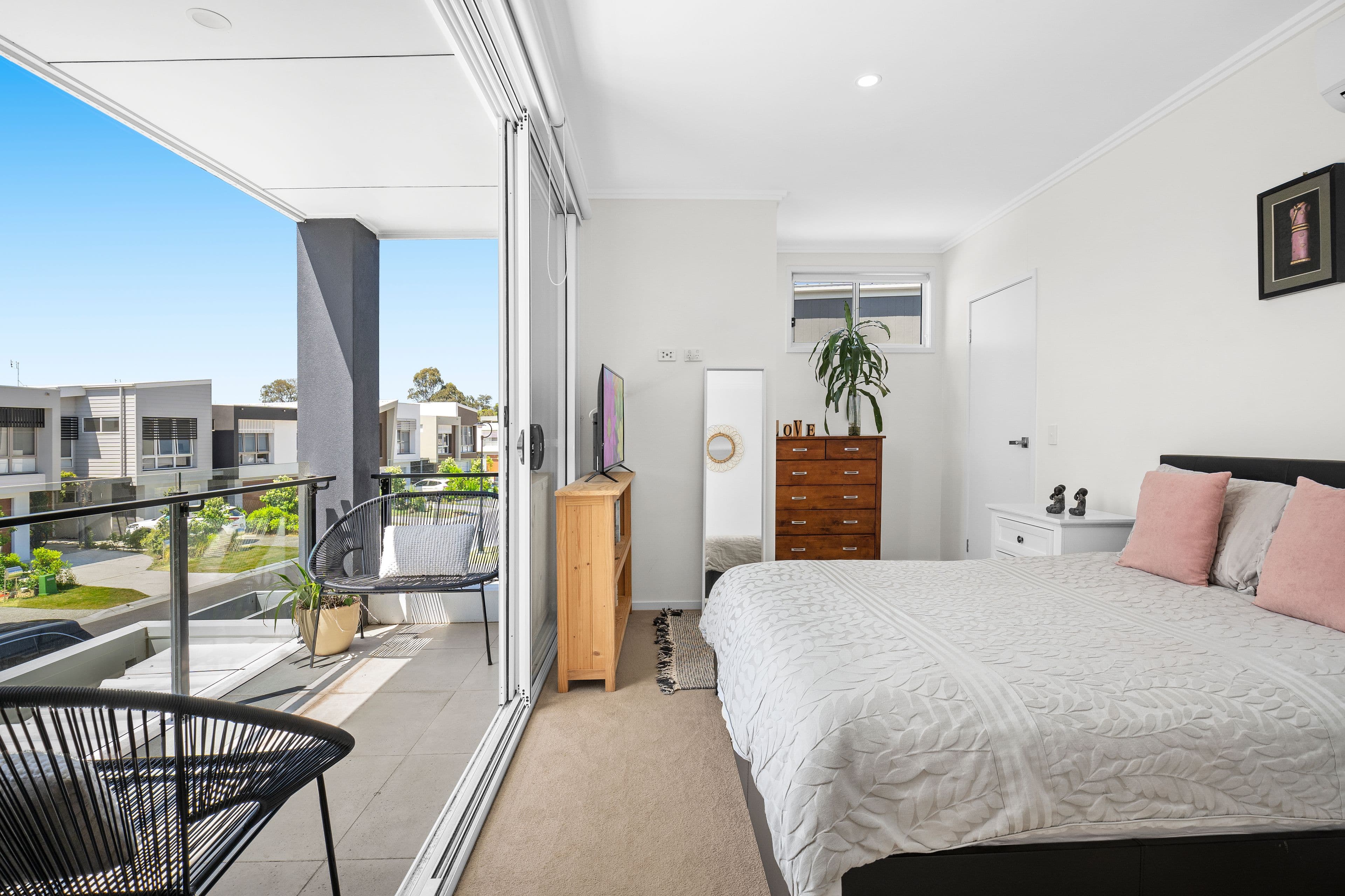 77 Florabella Drive, Robina QLD 4226, Robina - Thumbnail 5