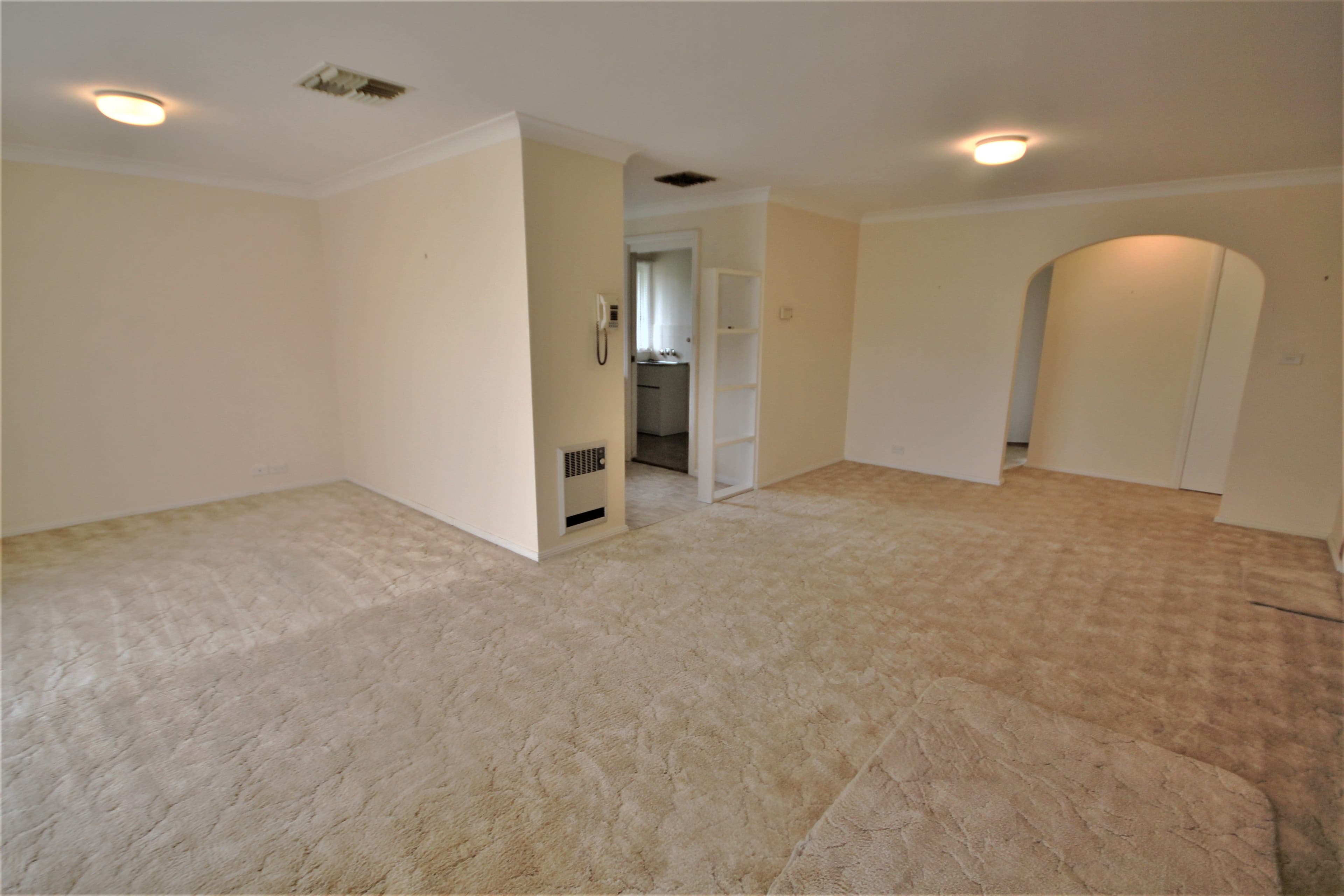 10 Blackett Avenue, Young NSW 2594, Young - Thumbnail 4