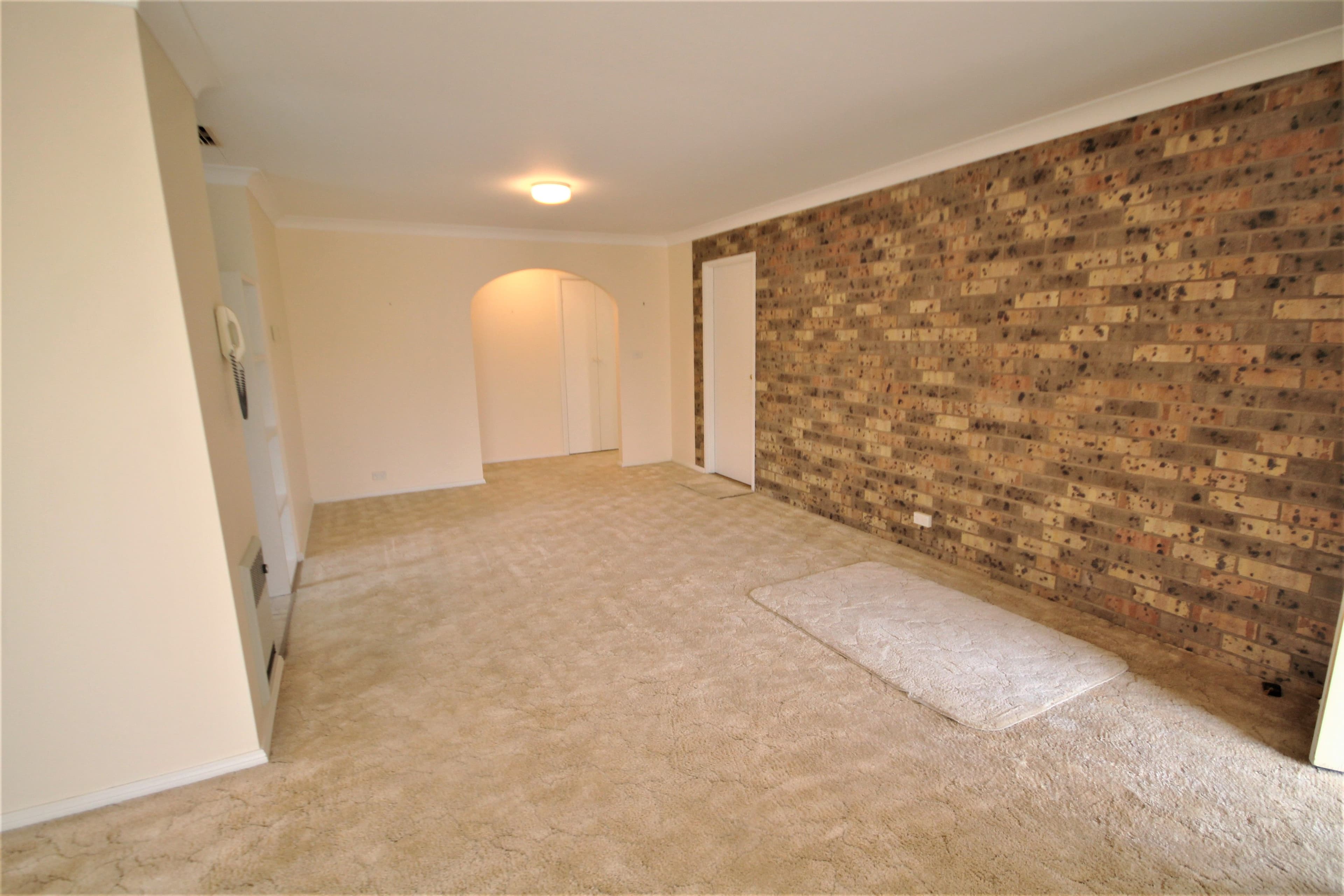10 Blackett Avenue, Young NSW 2594, Young - Thumbnail 5