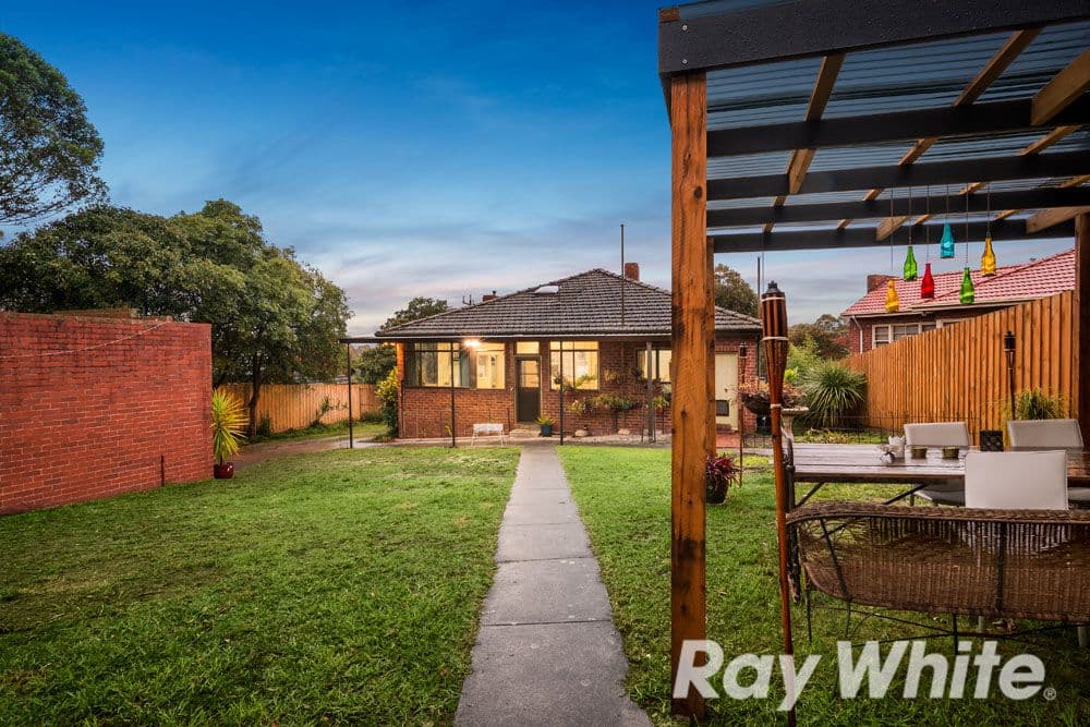 31 Macleod Parade, Macleod VIC 3085, Macleod - Thumbnail 2