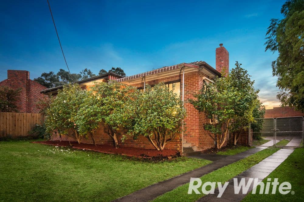 31 Macleod Parade, Macleod VIC 3085, Macleod - Thumbnail 3