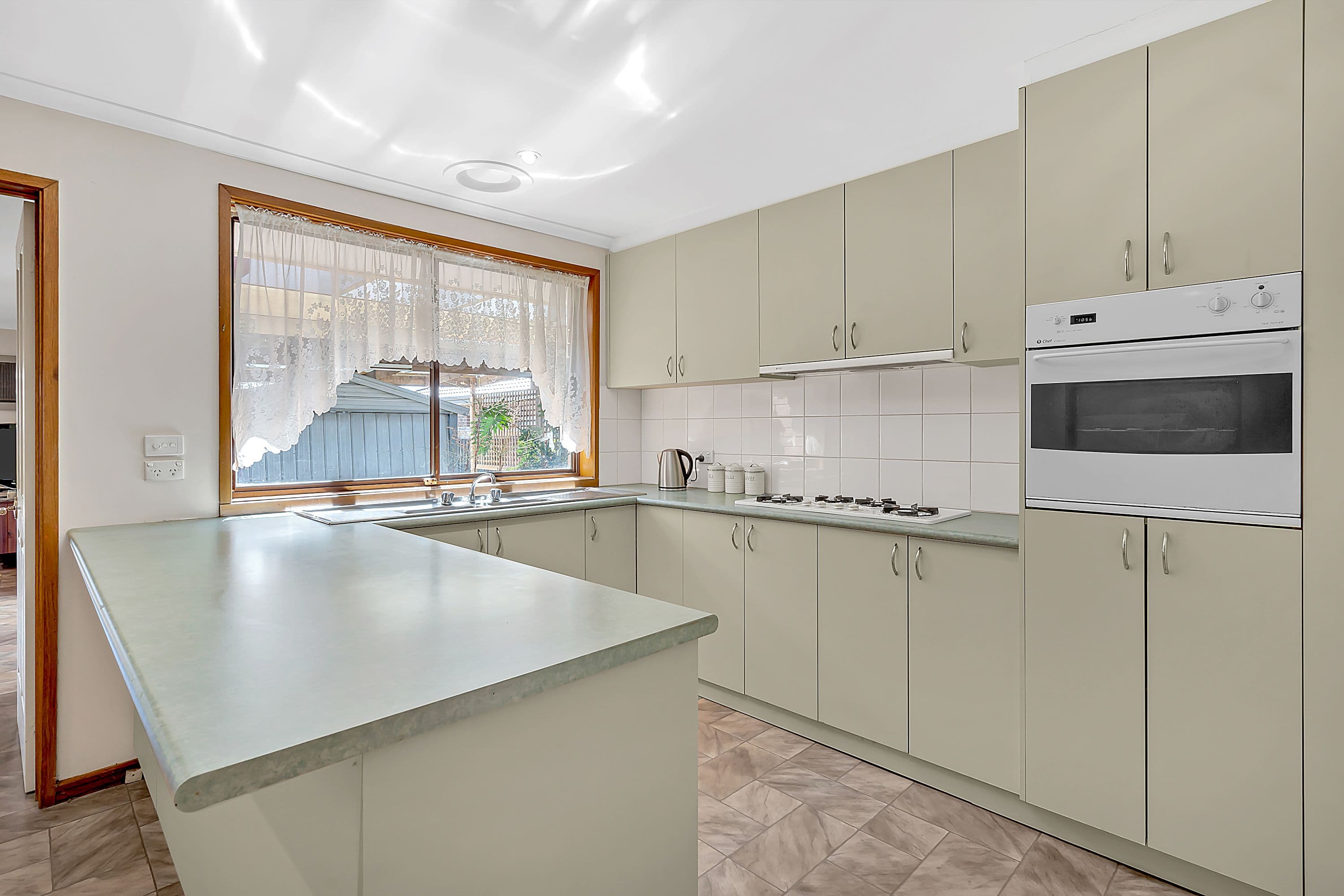 14 Medway Road, Craigieburn VIC 3064, Craigieburn - Thumbnail 2