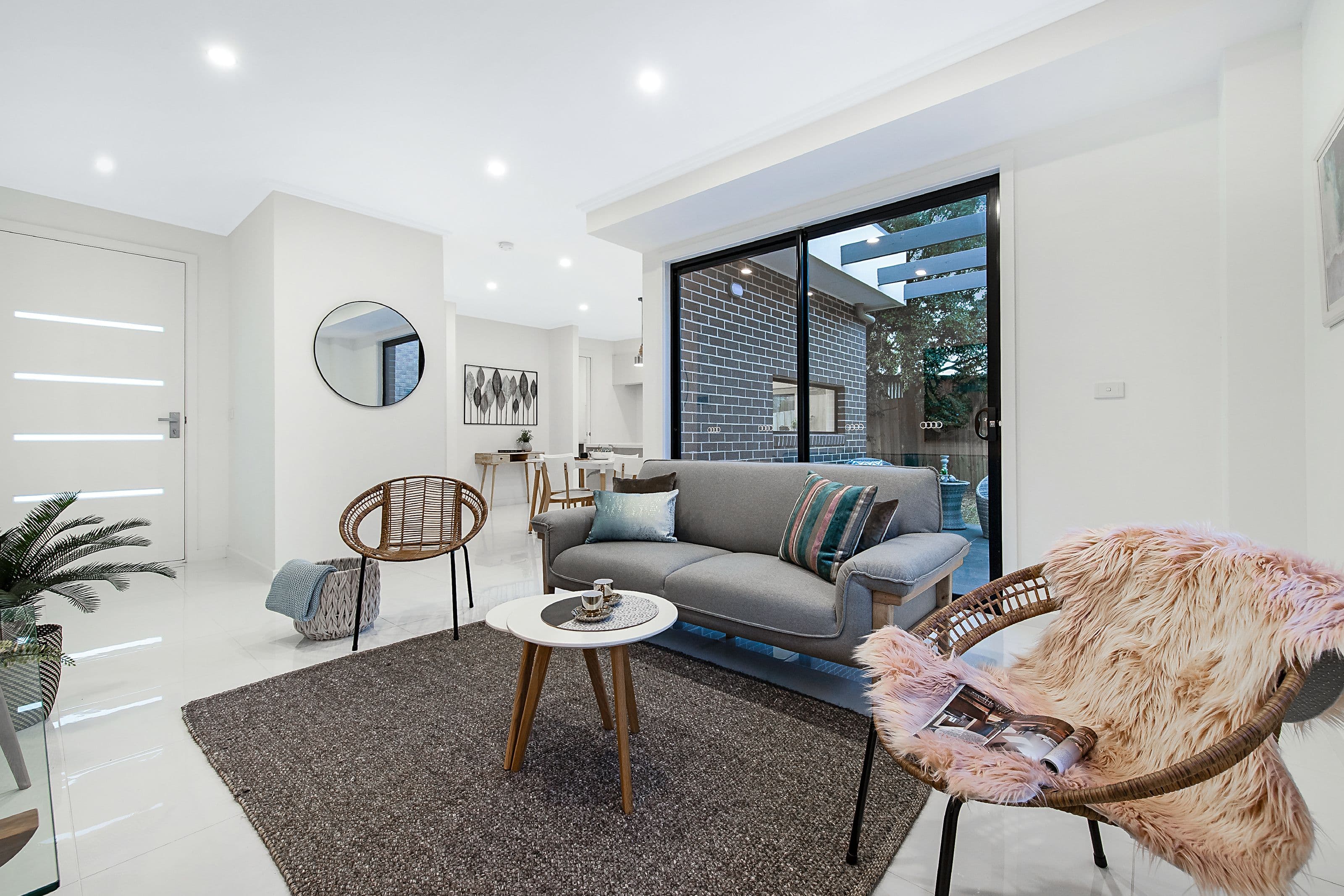 1 Ranfurlie Drive, Glen Waverley VIC 3150, Glen Waverley - Thumbnail 2