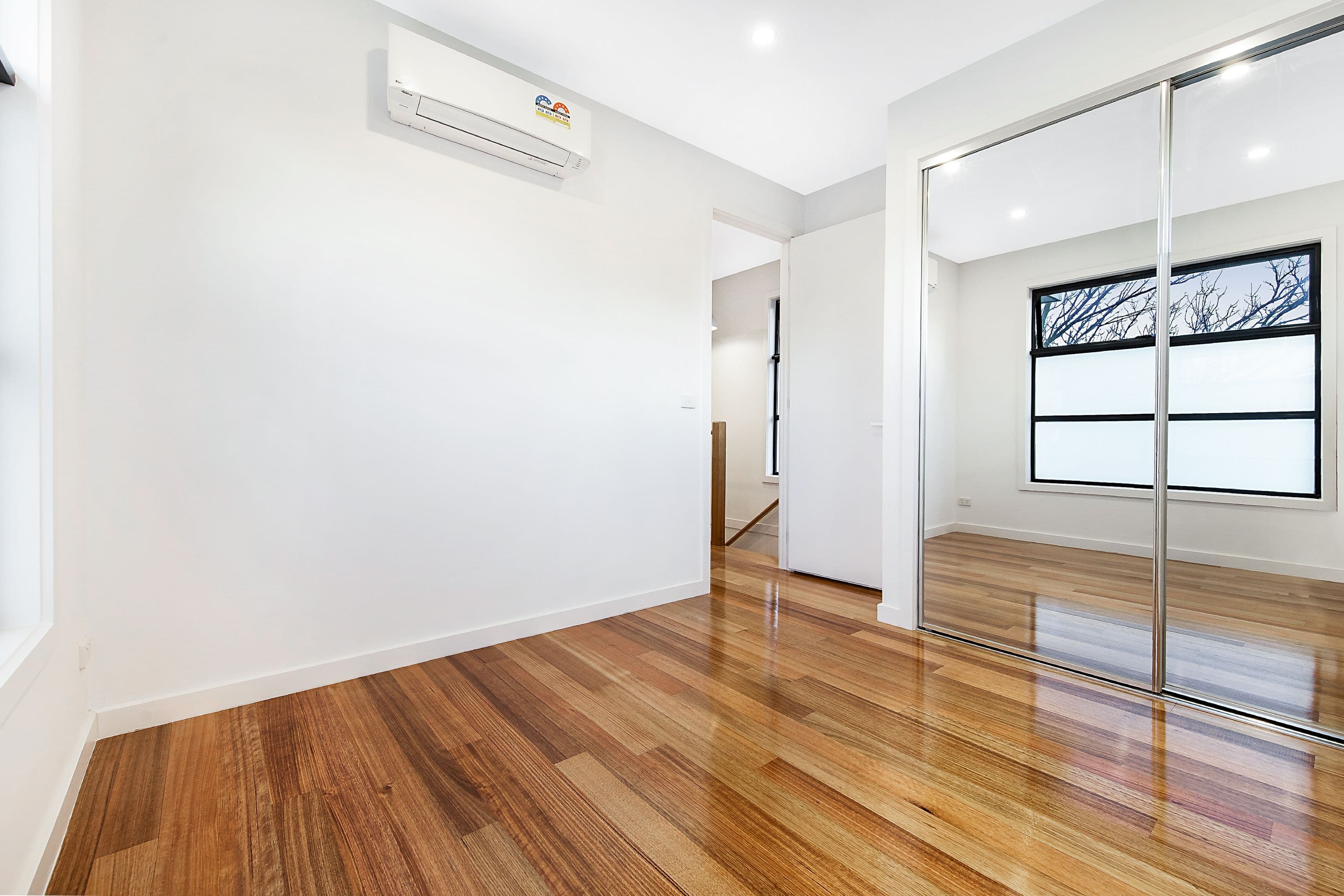 1 Ranfurlie Drive, Glen Waverley VIC 3150, Glen Waverley - Thumbnail 5