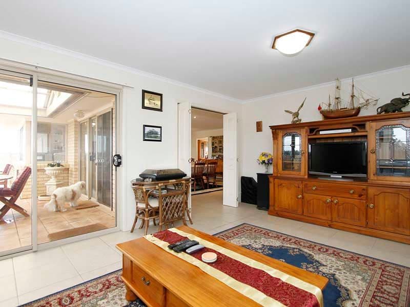16 Parken Court, NOARLUNGA DOWNS SA 5168, Noarlunga Downs - Thumbnail 6